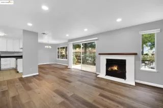 Photo #3: 41090535 Listing