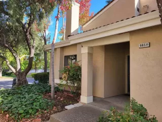 VINTAGE HILLS Condos for Sale Browse active condo listings in VINTAGE HILLS