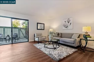 Photo #1: 41090592 Listing