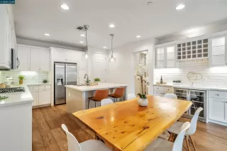 Photo #2: 41090647 Listing