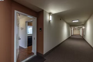 Photo #6: 41090691 Listing