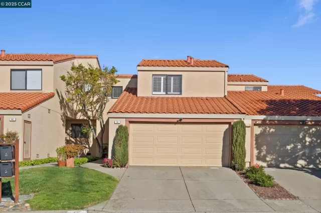 MLS: 41090762 Condo For Sale