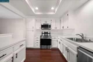 Photo #6: 41090762 Listing