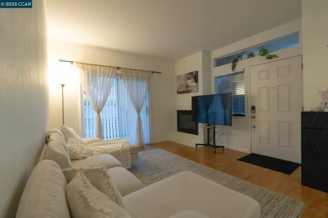 MLS: 41090817 Condo For Sale