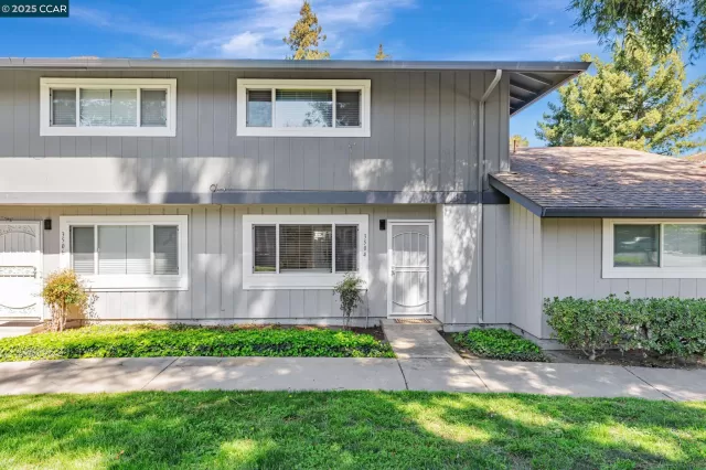 MLS: 41090859 Condo For Sale