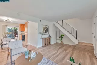 Photo #6: 41090859 Listing 