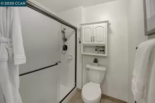 Photo #6: 41090944 Listing