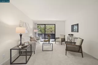 Photo #2: 41090985 Listing