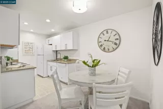 Photo #6: 41090985 Listing