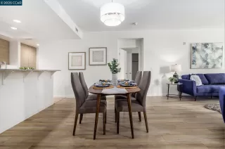 Photo #5: 41090999 Listing