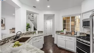 Photo #5: 41091029 Listing