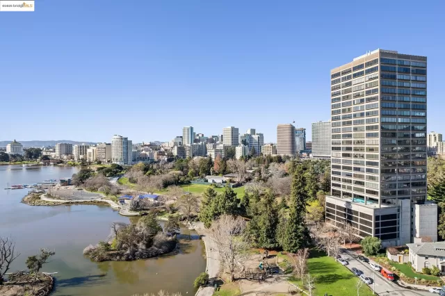 MLS: 41091078 Condo For Sale