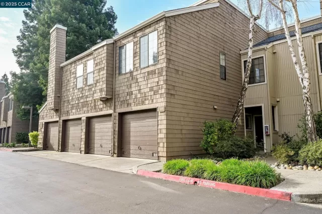 MLS: 41091149 Condo For Sale