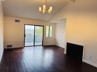 Photo #5: 41091219 Listing