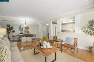 Photo #6: 41091314 Listing