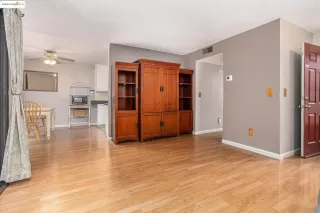 Photo #3: 41091365 Listing