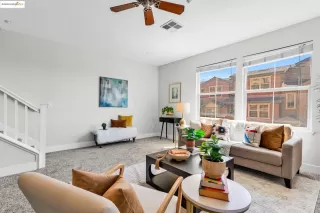 Photo #2: 41091425 Listing 