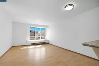 Photo #5: 41091560 Listing