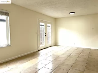 Photo #5: 41091612 Listing 