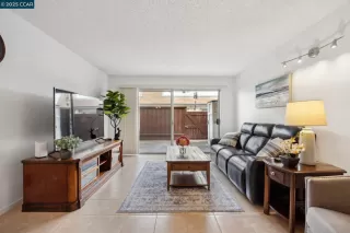 Photo #4: 41091660 Listing