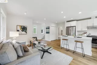 Photo #2: 41091719 Listing