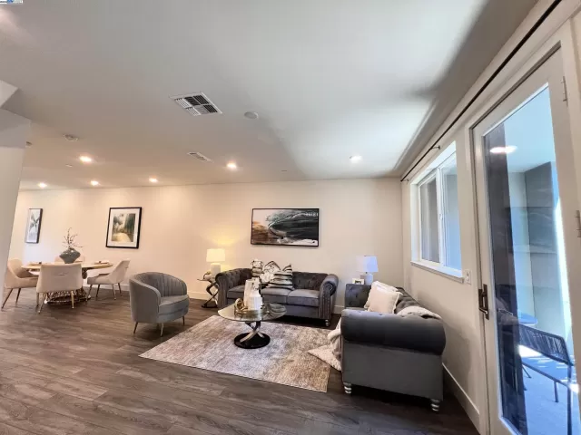 MLS: 41091748 Condo For Sale