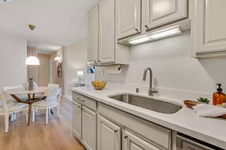 Photo #6: 41091779 Listing