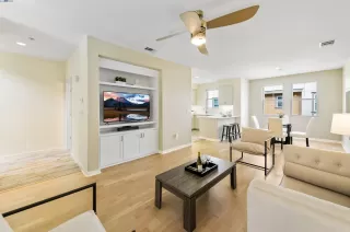 Photo #6: 41091856 Listing