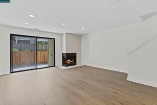 Photo #5: 41091895 Listing