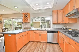 Photo #5: 41092016 Listing 