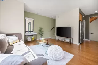 Photo #4: 41092036 Listing