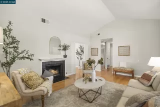 Photo #3: 41092128 Listing 