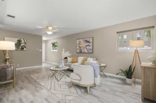 Photo #5: 41092137 Listing