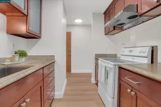 Photo #6: 41092206 Listing