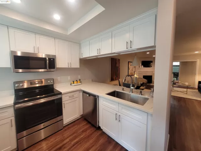 MLS: 41092264 Condo For Sale