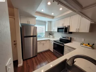 Photo #5: 41092264 Listing