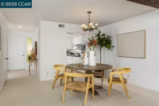 Photo #6: 41092290 Listing 