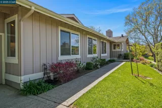 Photo #2: 41092302 Listing