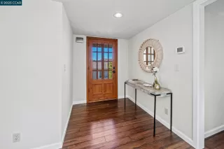 Photo #4: 41092302 Listing