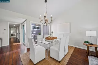 Photo #6: 41092302 Listing