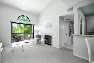 Photo #1: 41092304 Listing