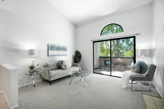 Photo #2: 41092304 Listing