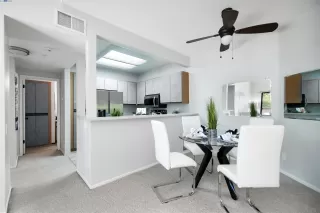 Photo #5: 41092304 Listing