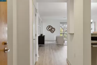 Photo #4: 41092348 Listing