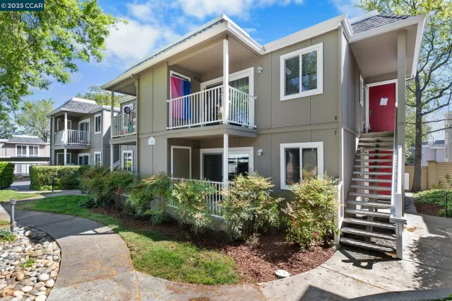 MLS: 41092390 Condo For Sale