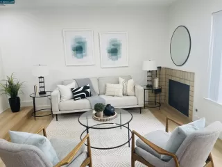 Photo #2: 41092469 Listing