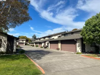 Photo #1: 41092502 Listing