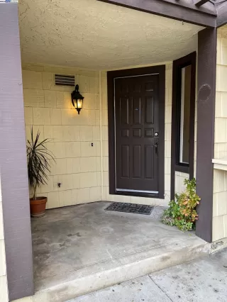 Photo #2: 41092502 Listing