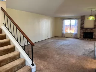 Photo #3: 41092502 Listing