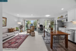 Photo #4: 41092594 Listing